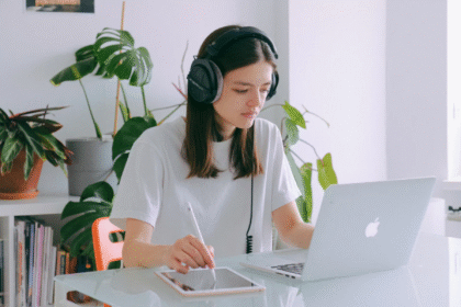 Best MacBook for Students: Comprehensive Guide to Choosing the Right Device