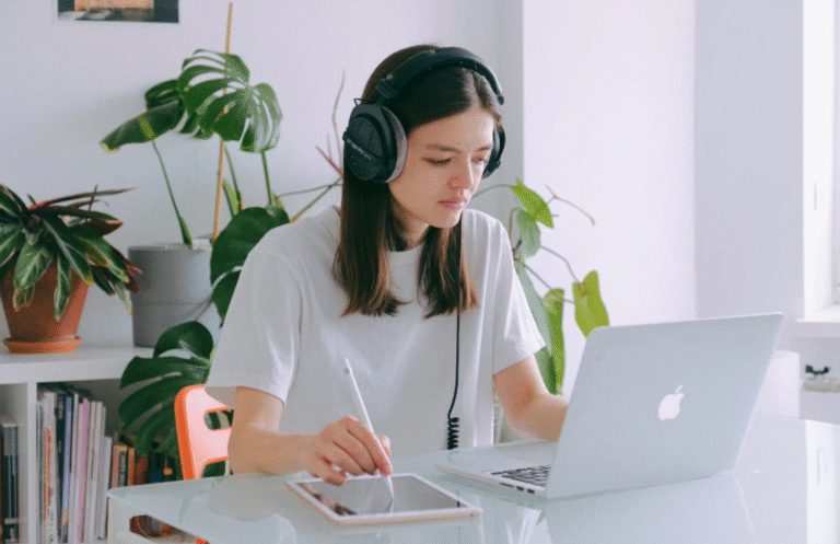 Best MacBook for Students: Comprehensive Guide to Choosing the Right Device