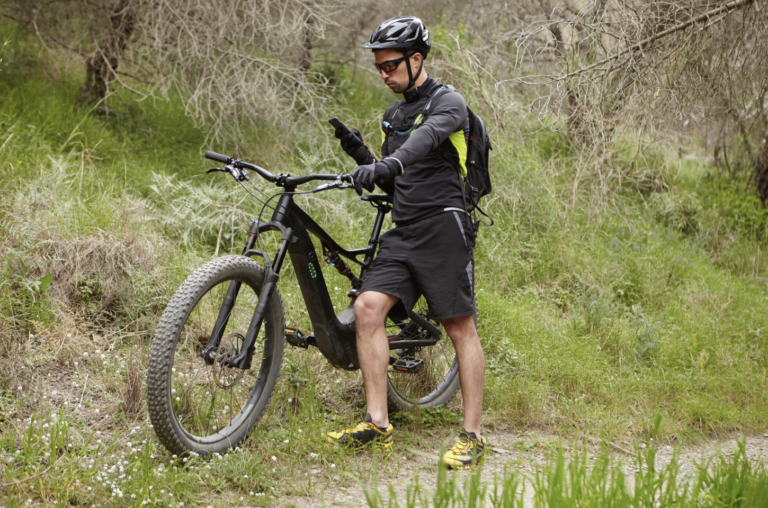 Ultimate Mountain Biking Guide 2026: Gear, Trails, and Training Tips